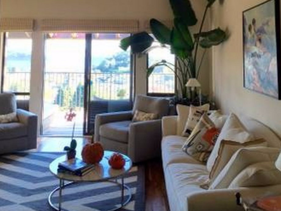 6. 94920: The only non-New York City zip code to crack the top 10, apartments in this part of California's Belvedere Tiburon go for a median $4,100 per month. But you'll get plenty of bang for that buck: this is a 2-bedroom unit in a house, with garage, wood-burning fireplace, and shared swimming pool.