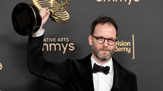 Emmy-díjat nyert Rév Marcell az Eufóriáért: ez a sorozatok Oscarja