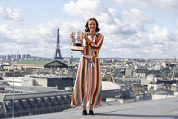 Tak wygląda nowa królowa Paryża. Iga Świątek dziękuje za wsparcie