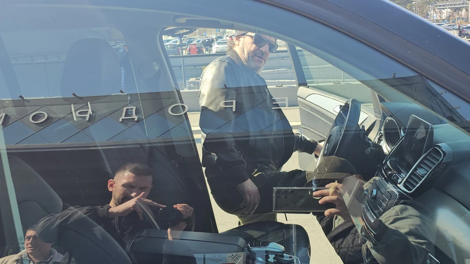 Aca Lukas na aerodromu