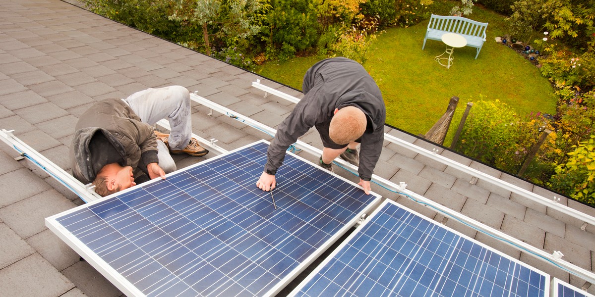 Solar lub kolektor słoneczny to urządzenie przetwarzające energię słoneczną w elektryczną