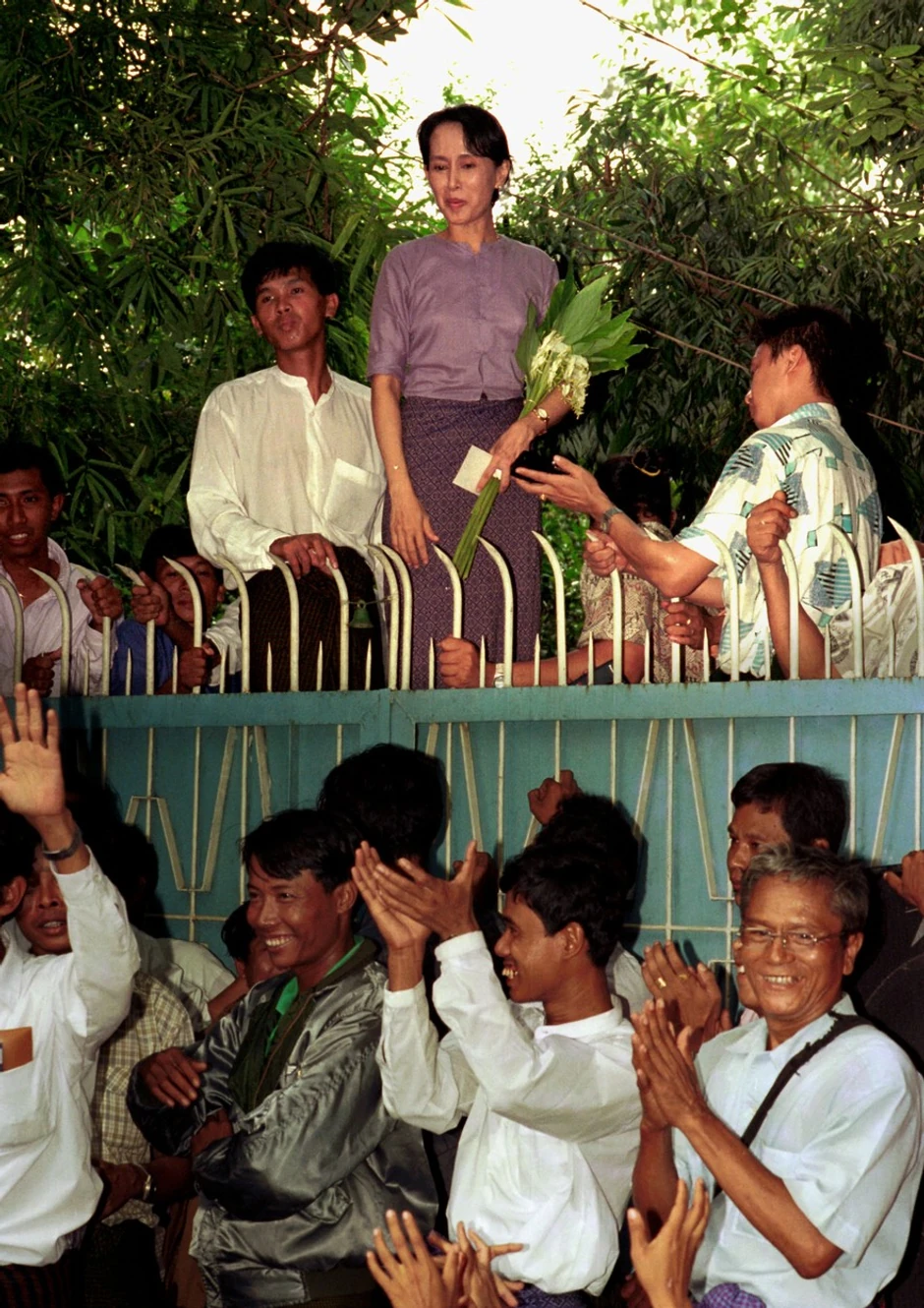 Su Ći nakon izlaska iz kućnog pritvora 