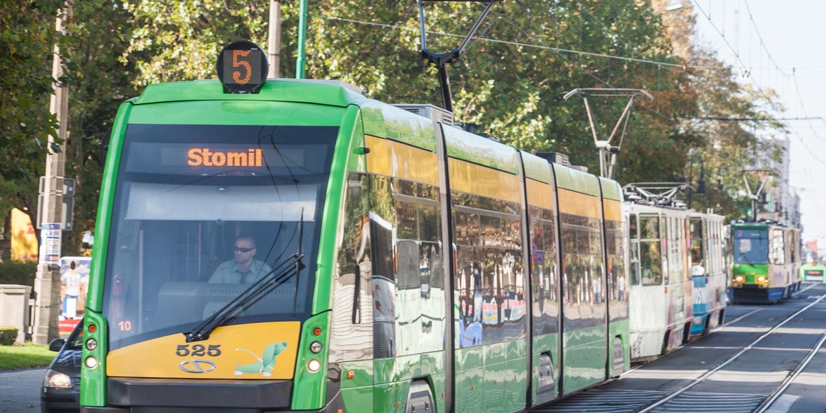 Tramwaje blokuja Teatralkę