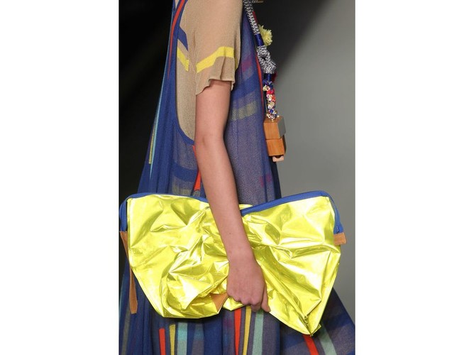 Moda na kolor! Rozpusta barw na wybiegu