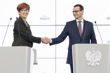 "Mama 4 plus" w Sejmie. Projekt przewiduje po 1100 zł dla kobiet