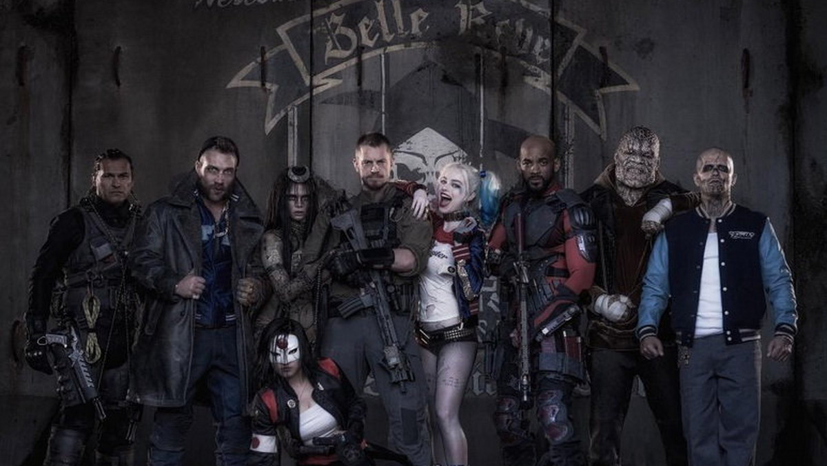 Joel Kinnaman i David Ayer pochwalili się w mediach społecznościowych nowymi tatuażami. Panowie wytatuowali sobie słowo "Skwad", które nawiązuje do filmu "Suicide Squad".