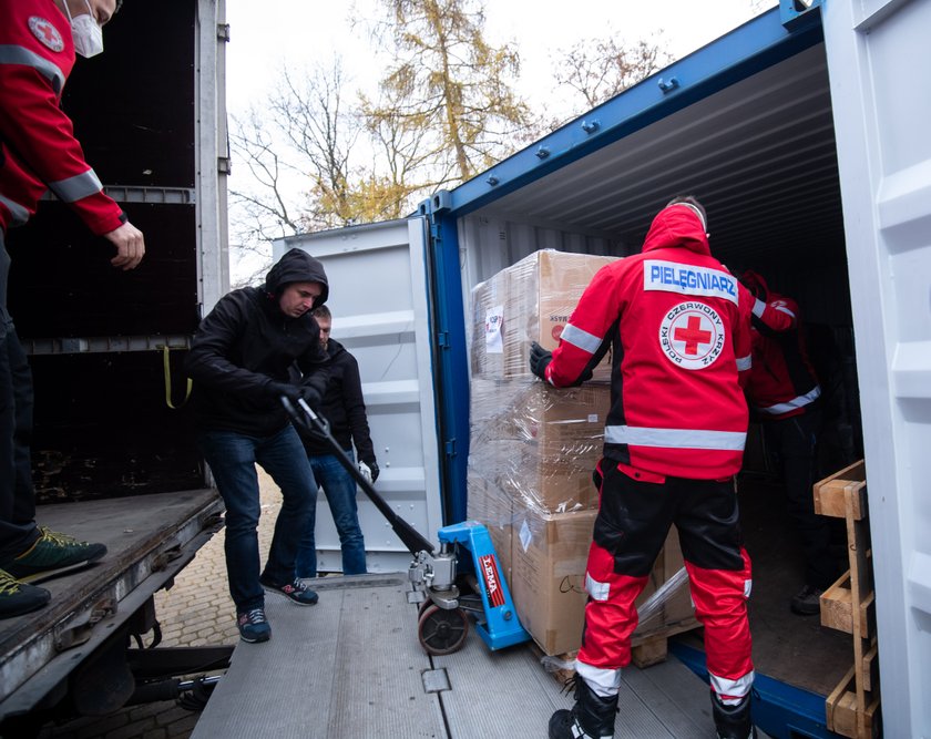 Jurek Owsiak z WOŚP pomaga uchodźcom na granicy z Białorusią. Otwierają Punkt Humanitarny