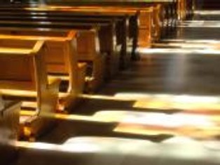 Słaby Kościół nie zatrzyma skrajnej prawicy. Wcale go ona nie potrzebuje