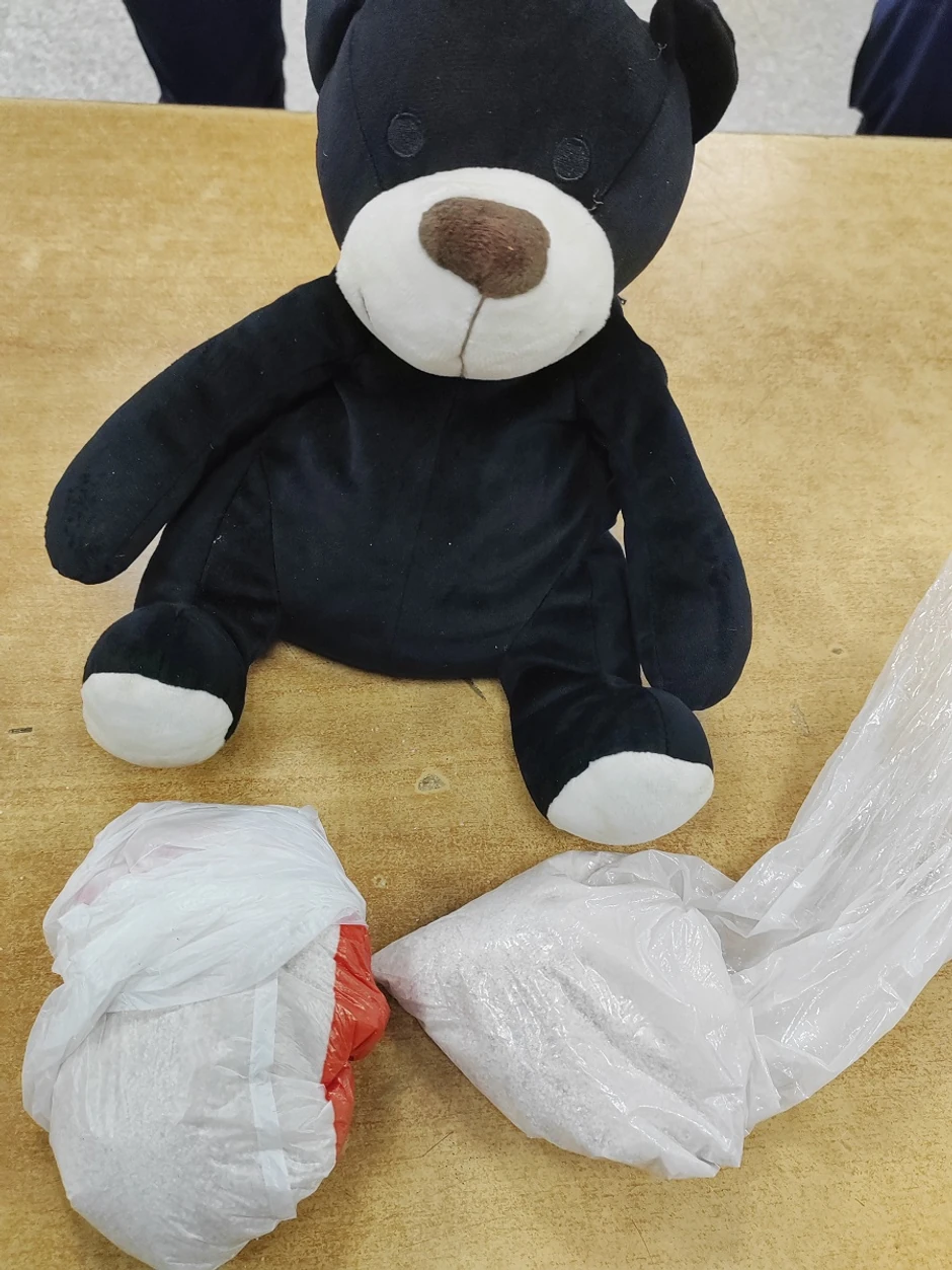 Droga pronađena u plišanom medi 