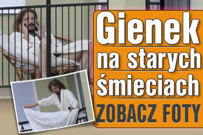 Gienek Loska na starych śmieciach. FOTY