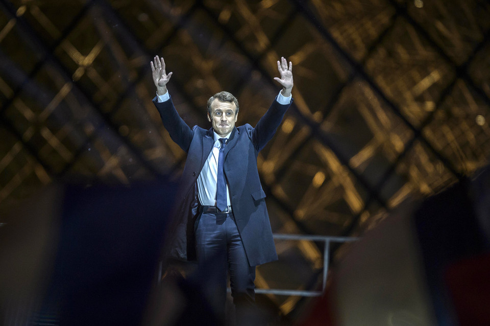 Macron wygłosił przemówienie przed Luwrem