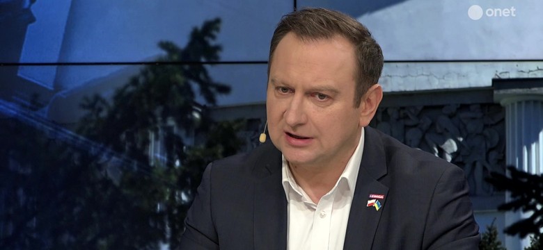 Burza po wpisie Morawieckiego. Poseł ma teorię. "Opowiastka sejmowa głosi..."