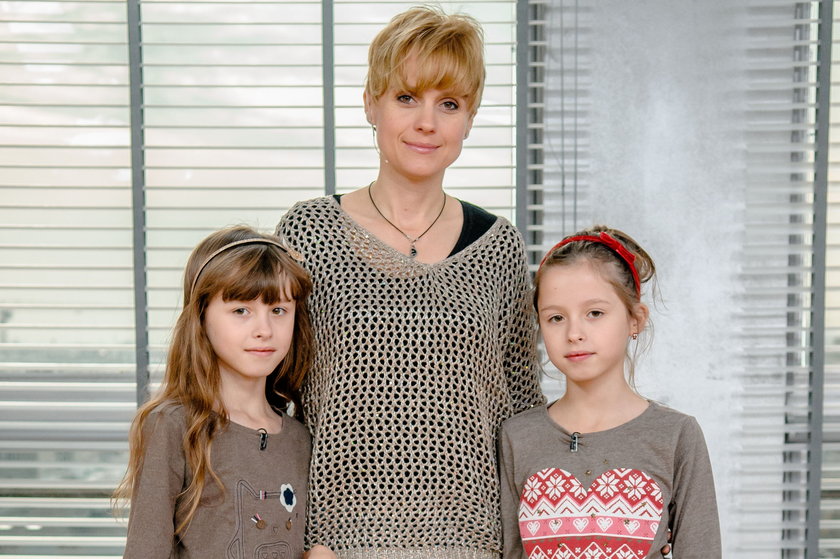 Aleksandra Woźniak z córkami