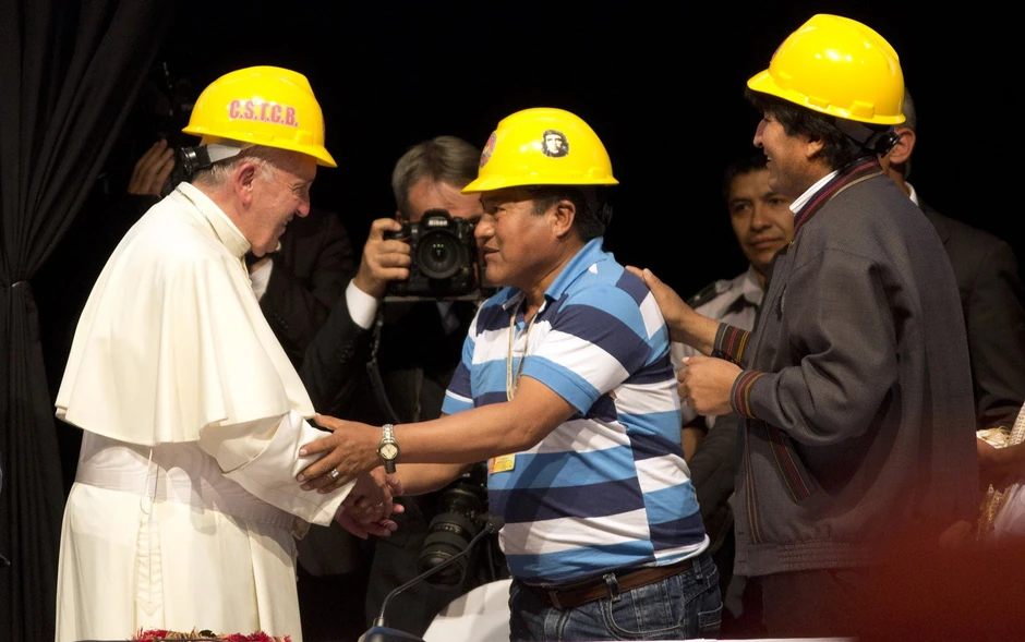Papa Franja sa rudarima i predsednikom Evom Moralesom u Boliviji