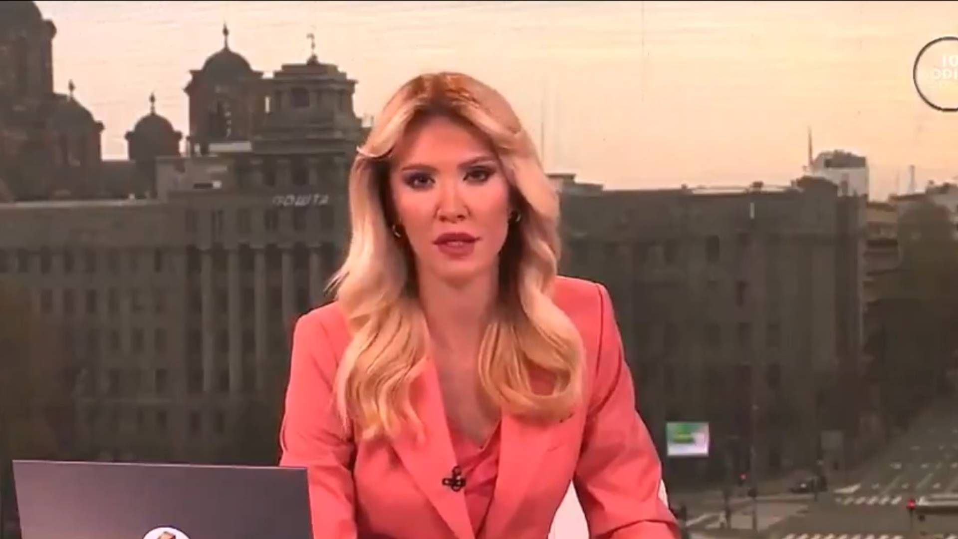 Voditeljka TV Prva se se pošteno izblamirala jer nikako nije mogla ispravno da navede titulu patrijarha