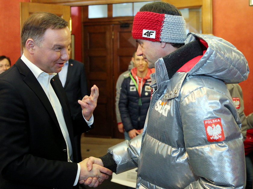 Polscy skoczkowie spotkali się z prezydentem Andrzejem Dudą. Czy to im pomoże?