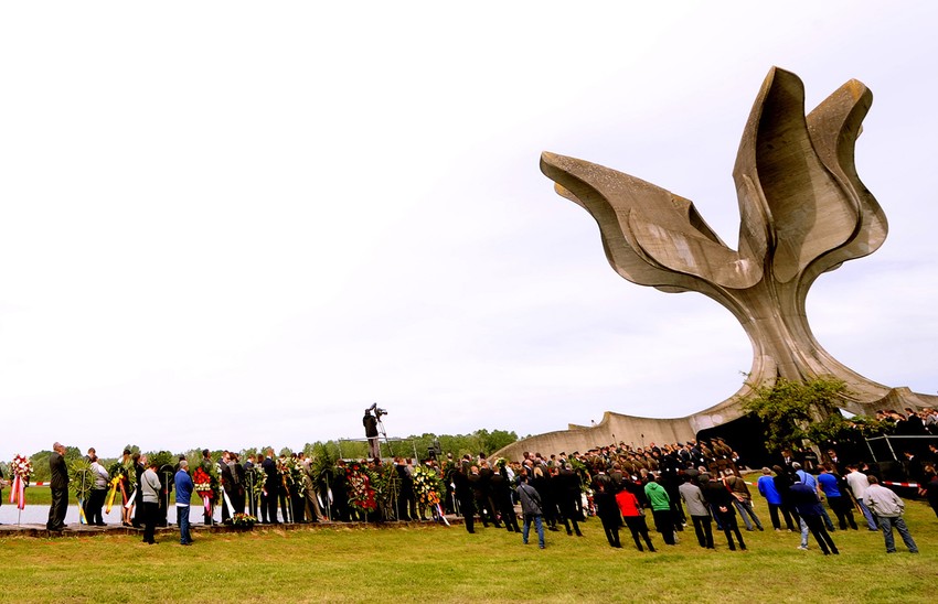jasenovac spomenik