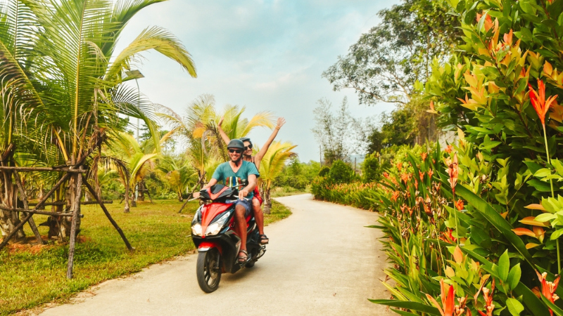 Vietnamský ostrov Phu Quoc najlepšie spoznáte na motorke či skútri.