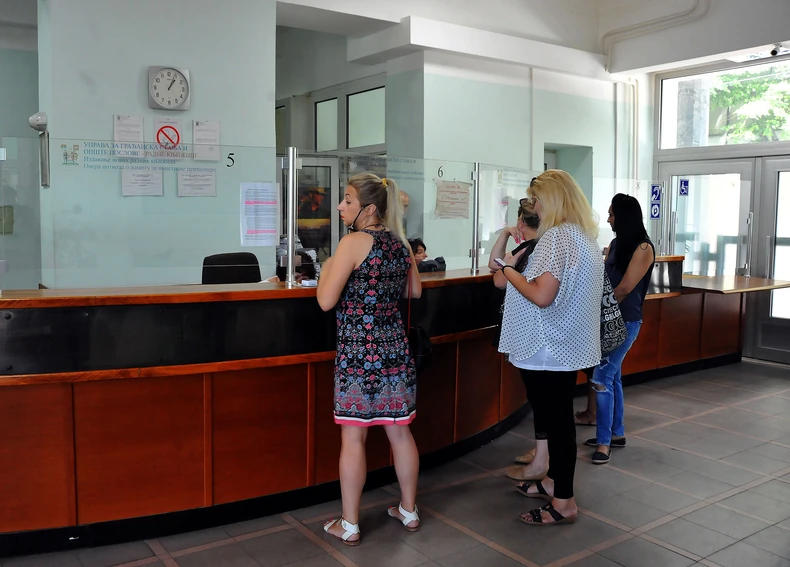 Neki su delimično ispoštovali pravila oblačenja