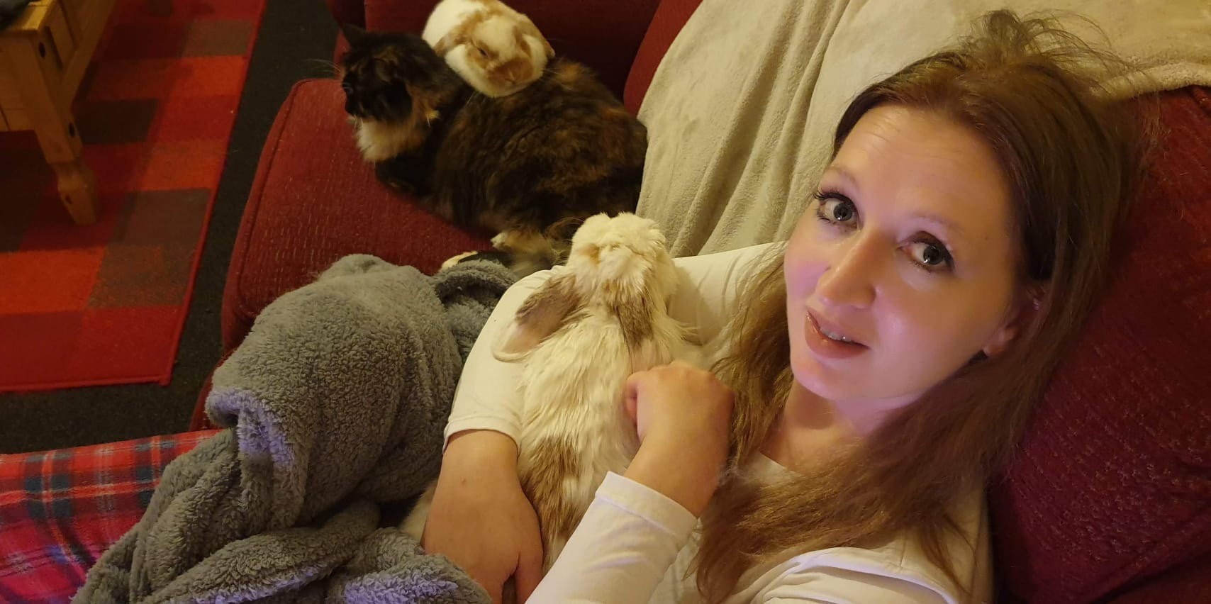 Emma musela absolvovať desiatky operácií.