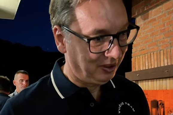(VIDEO) "TA JE NAJBOLJA PITA NAJVIŠE JE VOLIM" Vučić u Mrkonjić Gradu: "Hvala vam na gostoprimstvu"
