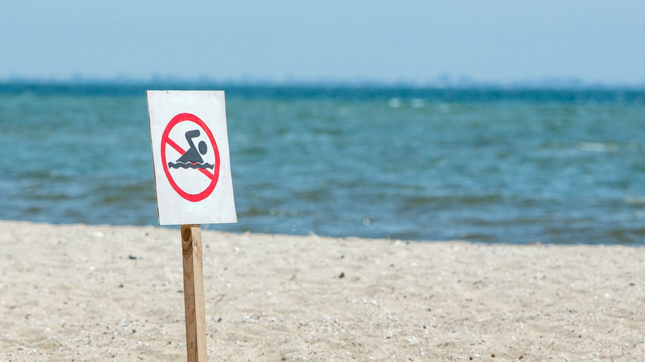 W poniedziałek rano zamknięte zostało kąpielisko "Mała plaża" w Helu