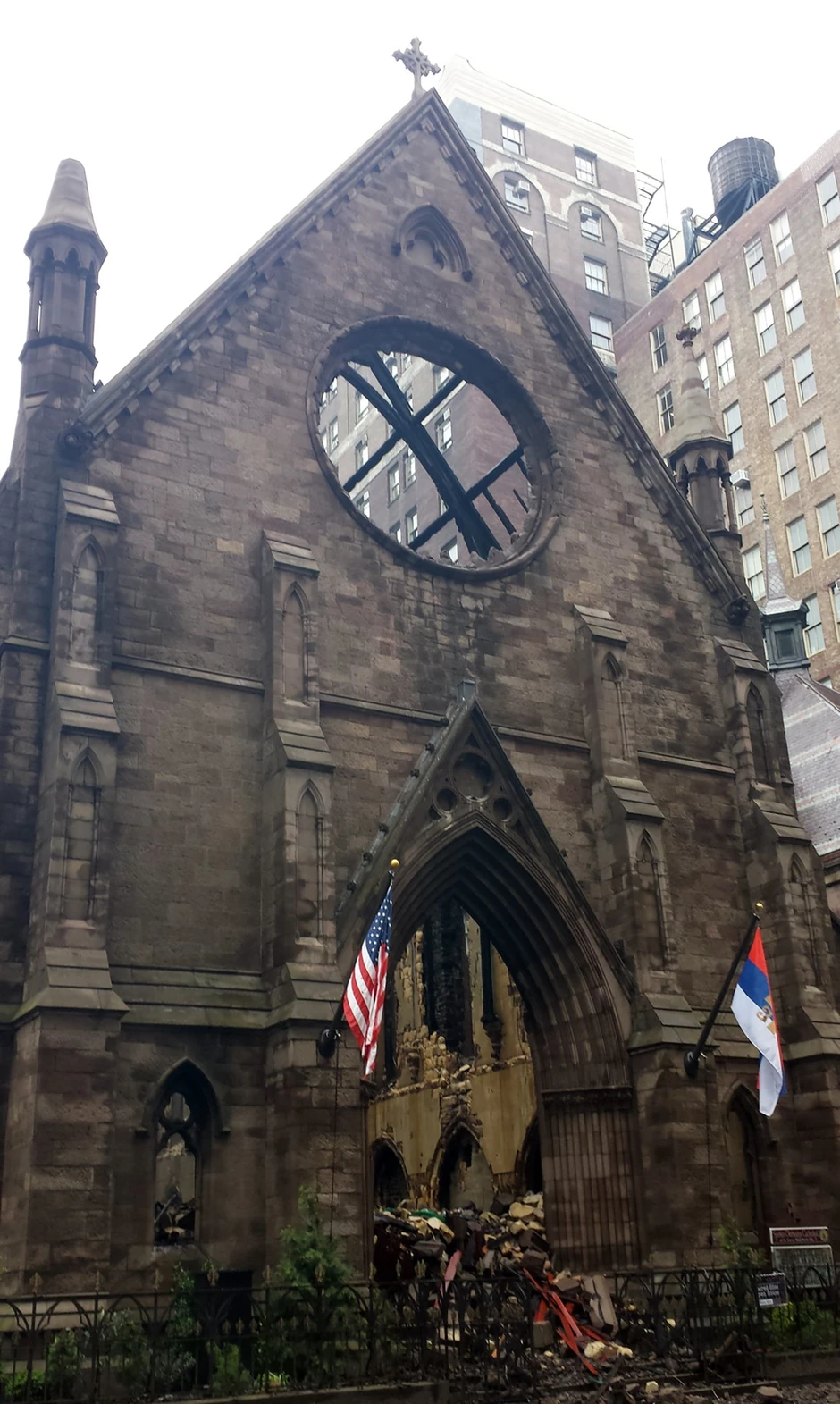 Crkva je izgorela do temelja