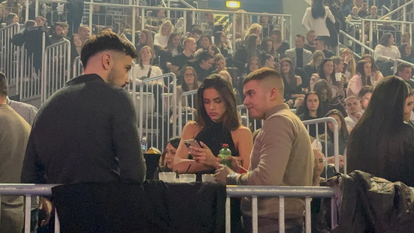 Ćerka Saše Matića na koncertu