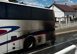 Izgoreo autobus u Inđiji
