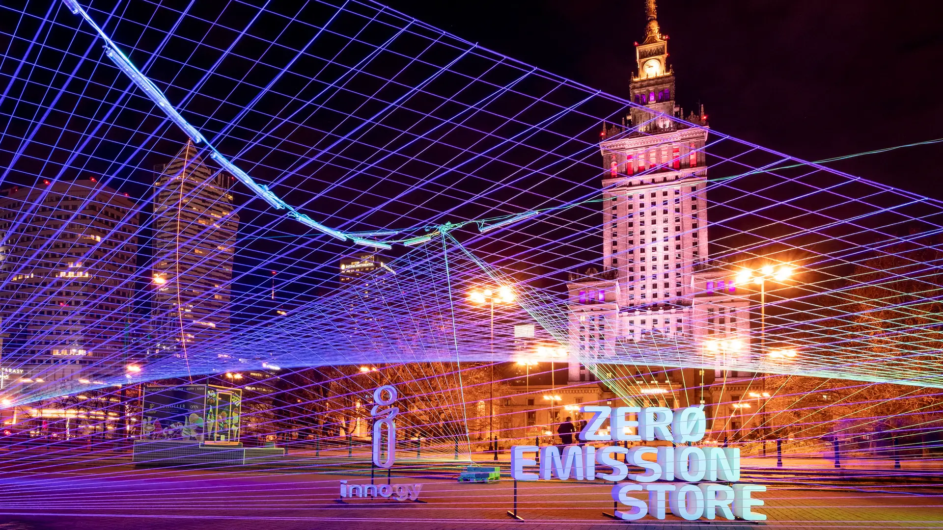 "Naszym marzeniem jest miasto wolne od smogu". Pierwszy w Polsce Zero Emission Store już otwarty