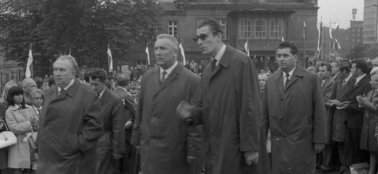 QUIZ. Historia czasów PRL. Pytamy nie tylko o daty. 12/12 to będzie mistrzostwo