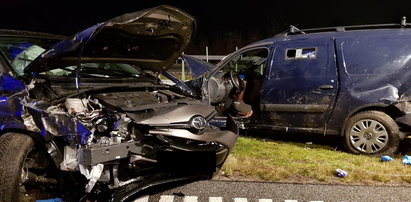 Groźny wypadek na A4 koło Rzeszowa. Trzy osoby ranne