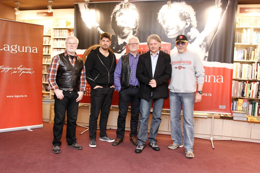 Ivan Ivačković i članovi YU grupe