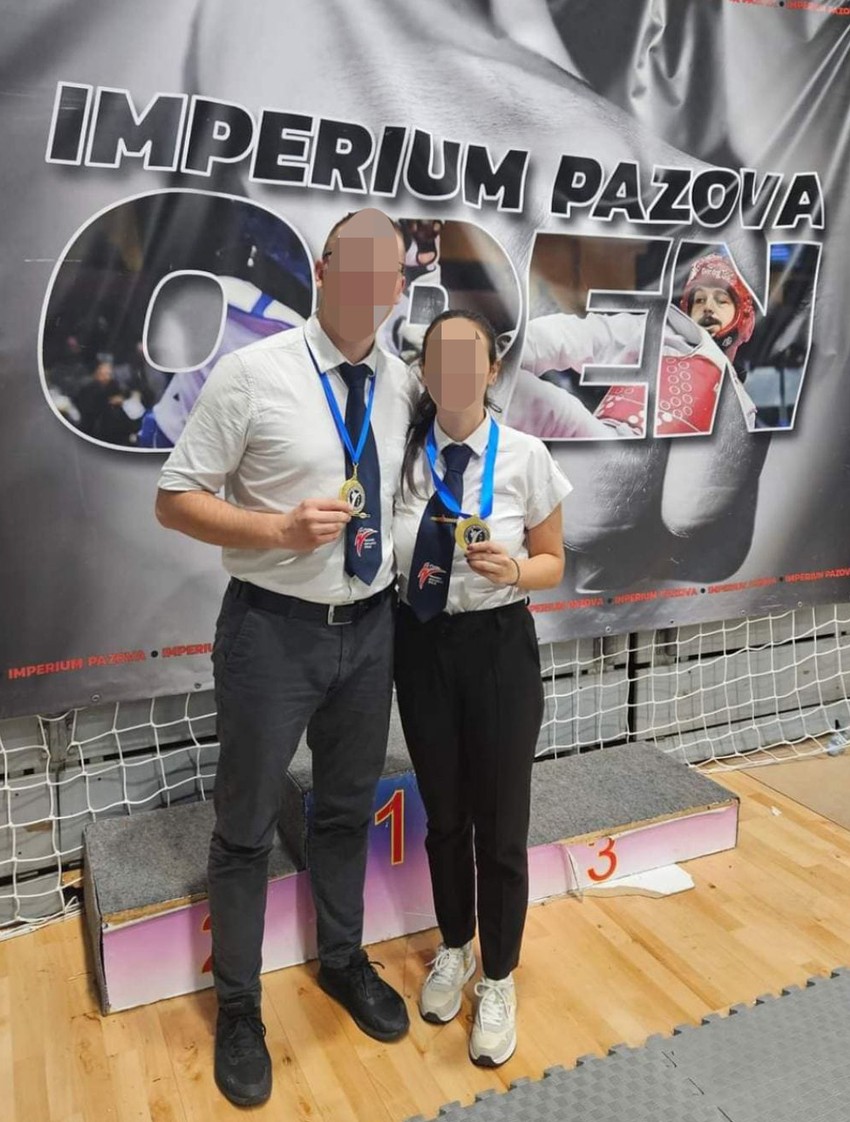 M.P. (desno) na proglašenju za najboljeg ženskog sudiju