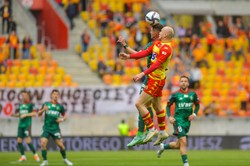 Gual strzelił trzeciego gola dla Jagiellonii, Pazdan zaliczył samobója [WIDEO]