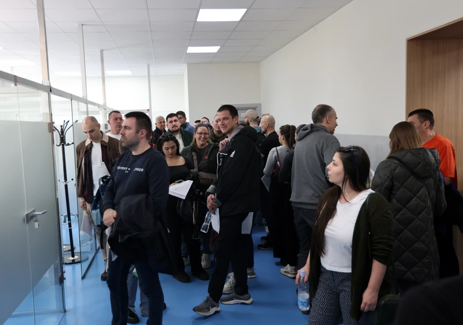 Ogromni redovi u čekaonicama u Institutu za transfuziju krvi