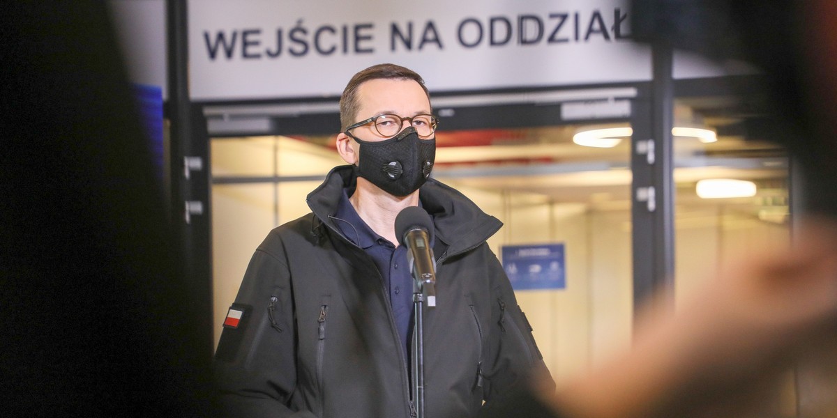 Rzecznik rządu pytany o efekty spotkania z opozycją i możliwość wprowadzenia lockdownu powiedział, że "brane są pod uwagę różne warianty".