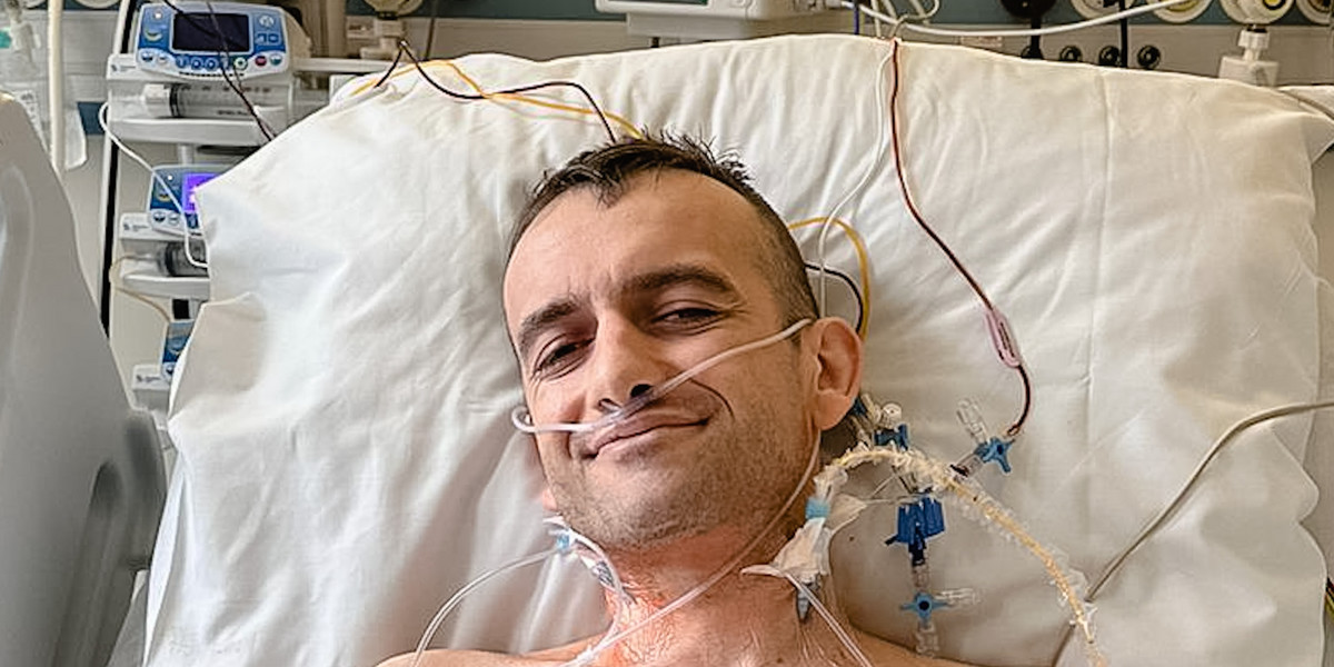 Teraz chcę odzyskać stracony czas - mówi pan Jacek. Jest drugim na świecie pacjentem, który z taką chorobą przeszedł  transplantację płuc.