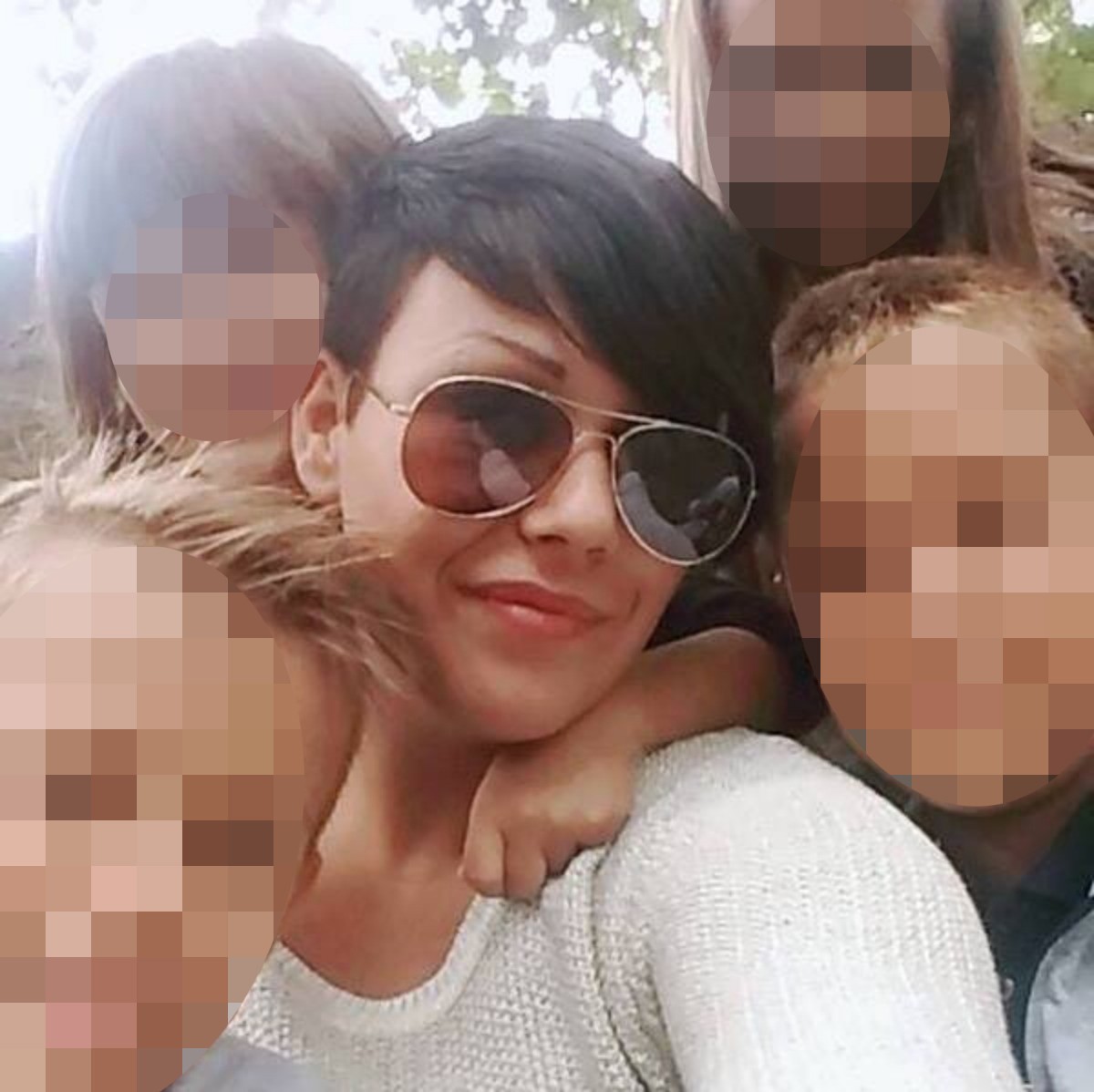 Andrea sa svojom decom 
