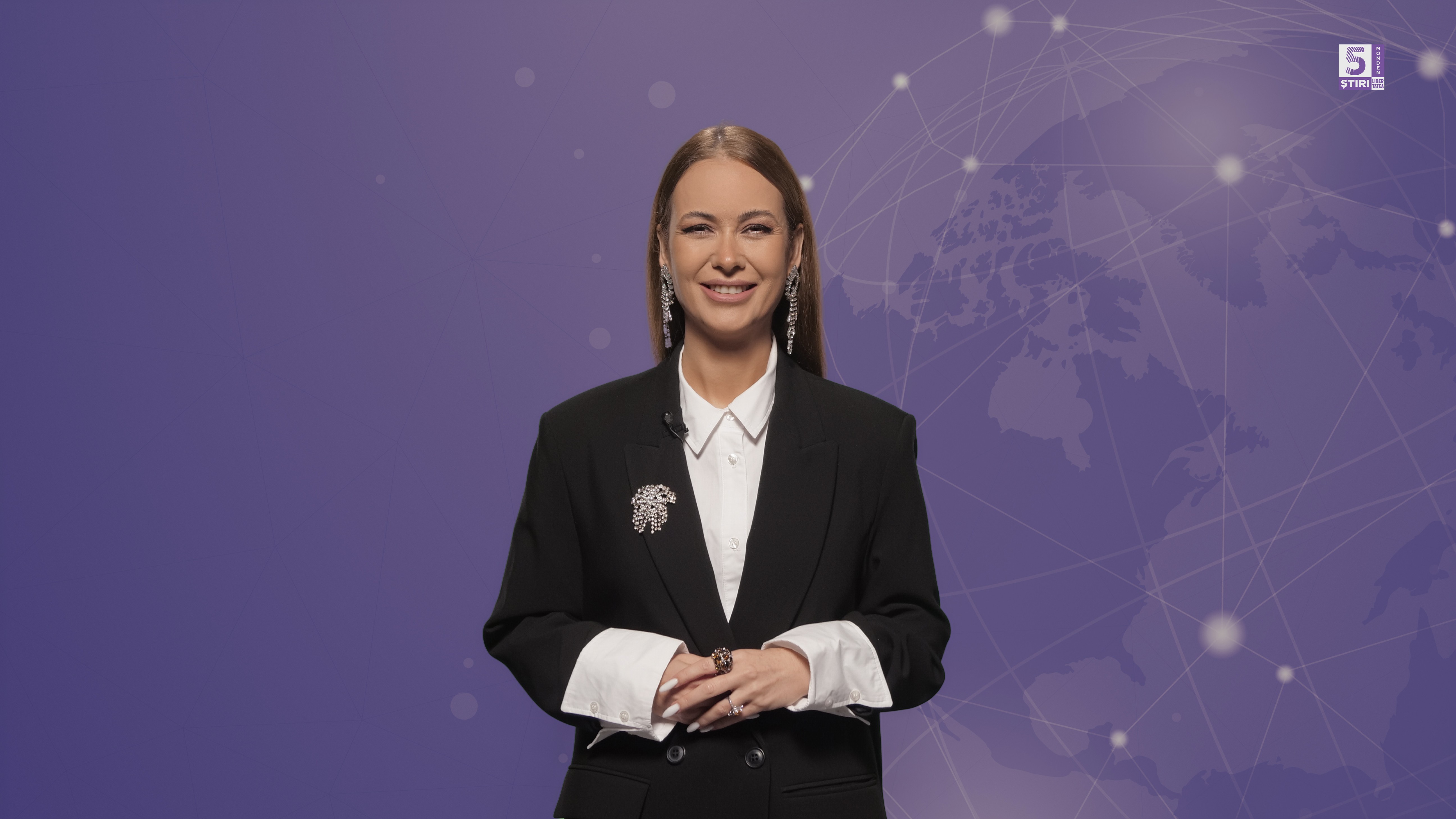 5 Știri by Libertatea - Monden: Ramona Olaru cucerește tot! Nu  mai vrea doar la TV/Angela Similea, la fel de spectaculoasă și la 80 de ani