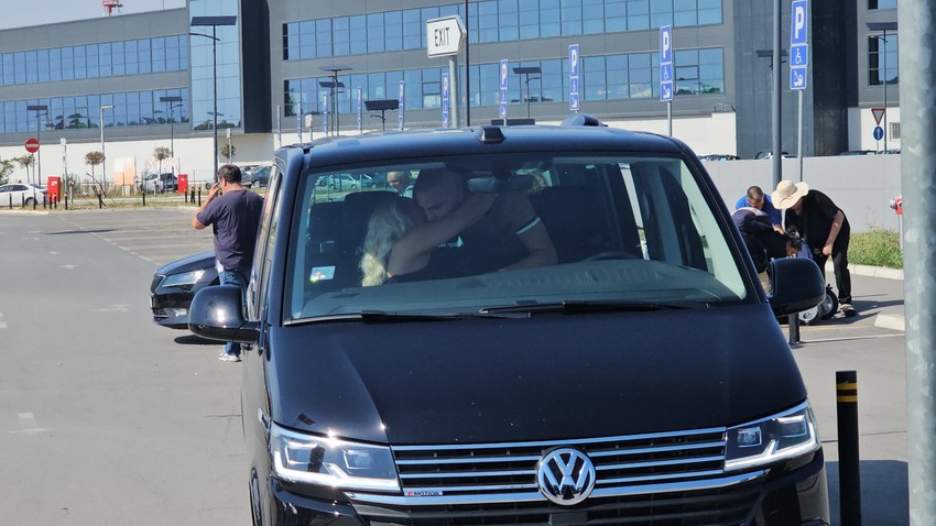Vojaž i Gudelj na aerodromu