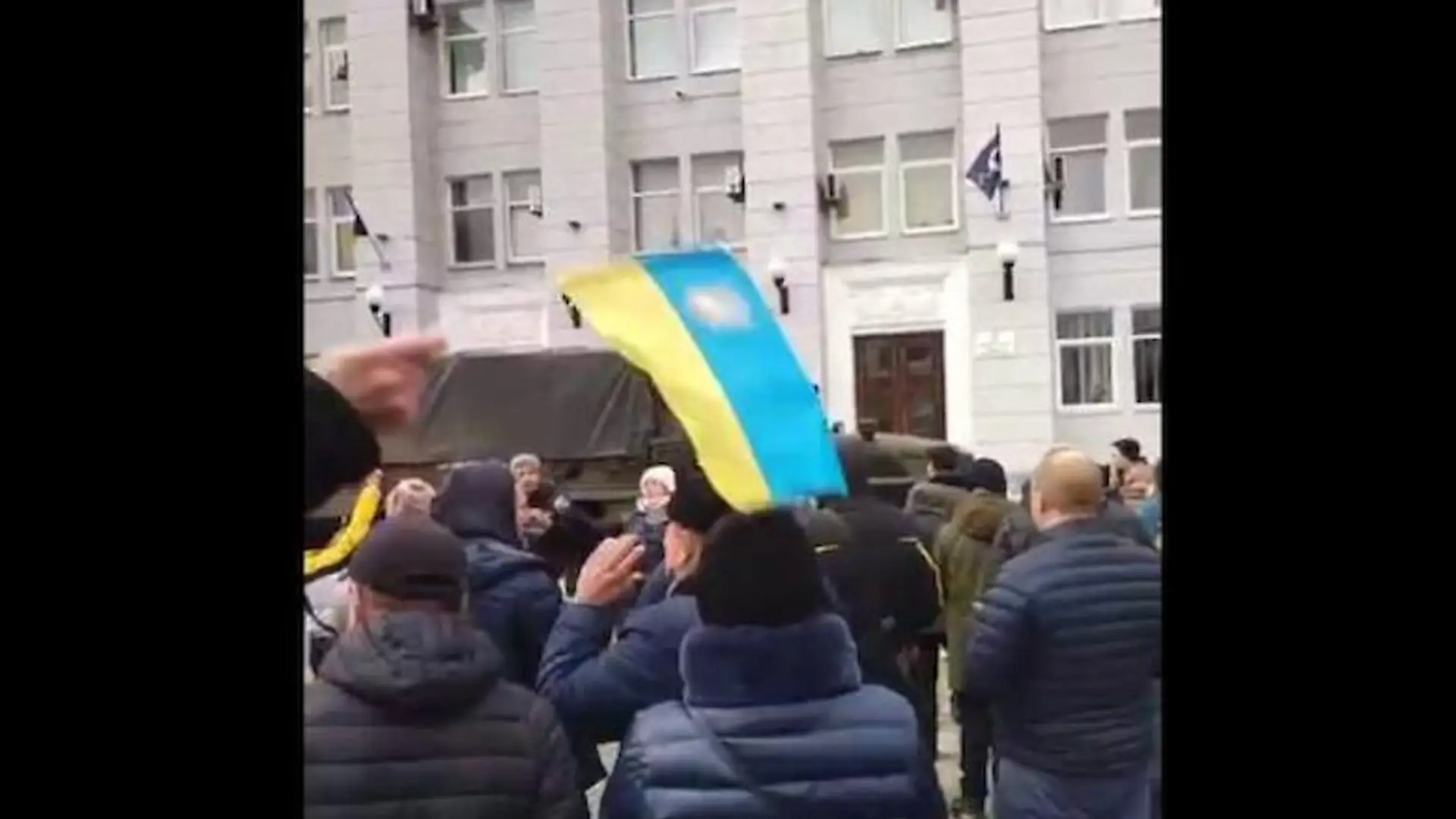 W Berdiańsku Ukraińcy wyszli protestować. Powiedzieli Rosjanom, co myślą o ich okupacji