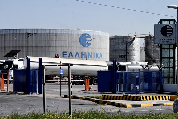 GRČKA PRED SLOMOM! Ima rezerve goriva za samo dva meseca: "Ako se plovidba u Ormuskom moreuzu ne obnovi..."