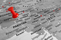 Sztorm pcha Pakistan ku Chinom. Pekin pomógł swojemu szczęściu?