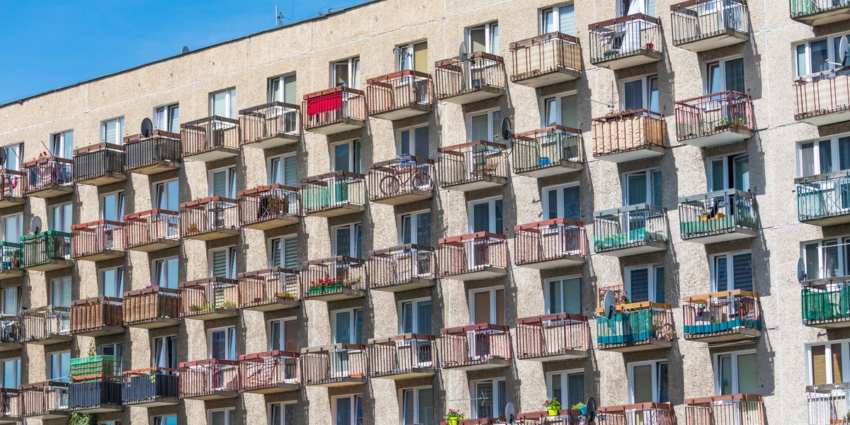 Na drugim biegunie znalazł się Cypr, który może się pochwalić zaledwie 2,2 proc. gospodarstw domowych uznanych za przeludnione.