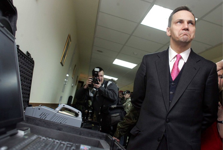 Radosław Sikorski i jego śmieszne miny