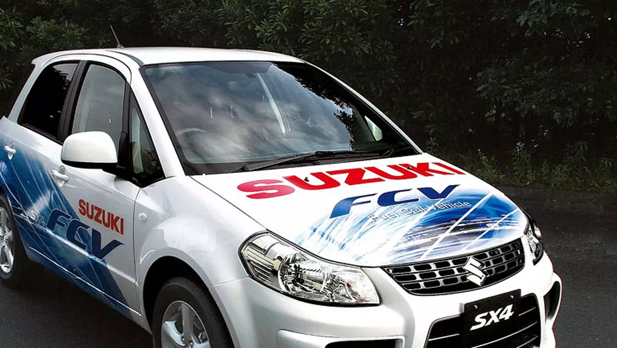 Suzuki SX4-FCV: wodorowy crossover na szczycie G8