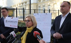 Polska 2050: PiS chce 'zabetonować' spółki strategiczne, powołując 'radę bezpiecznych stołków'