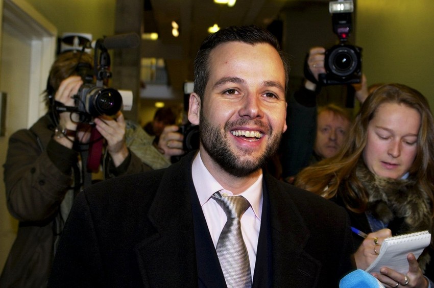 Kontroverzni umetnik - Ari Ben