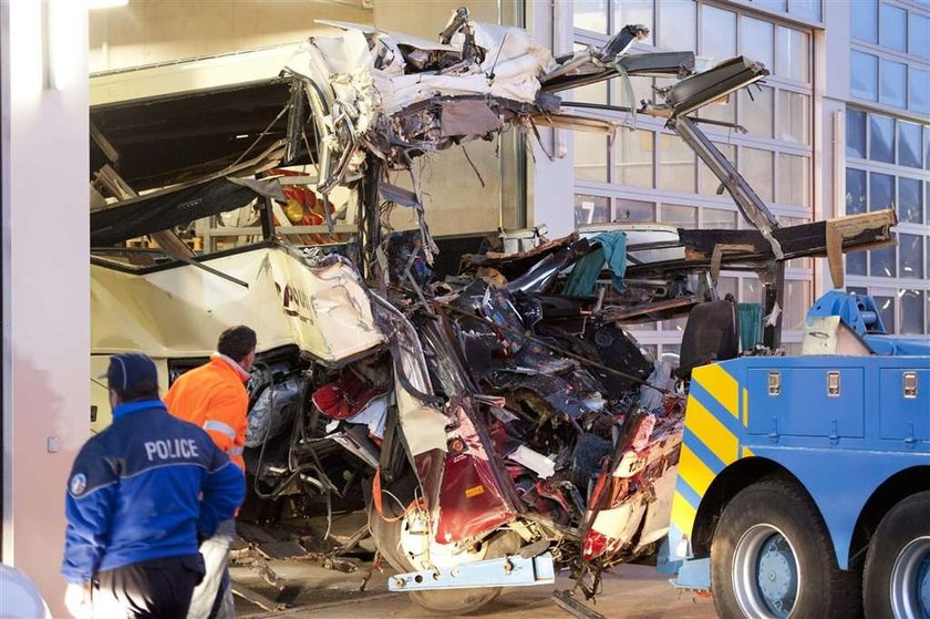 28 osób zginęło. Wypadek autobusu w Szwajcarii